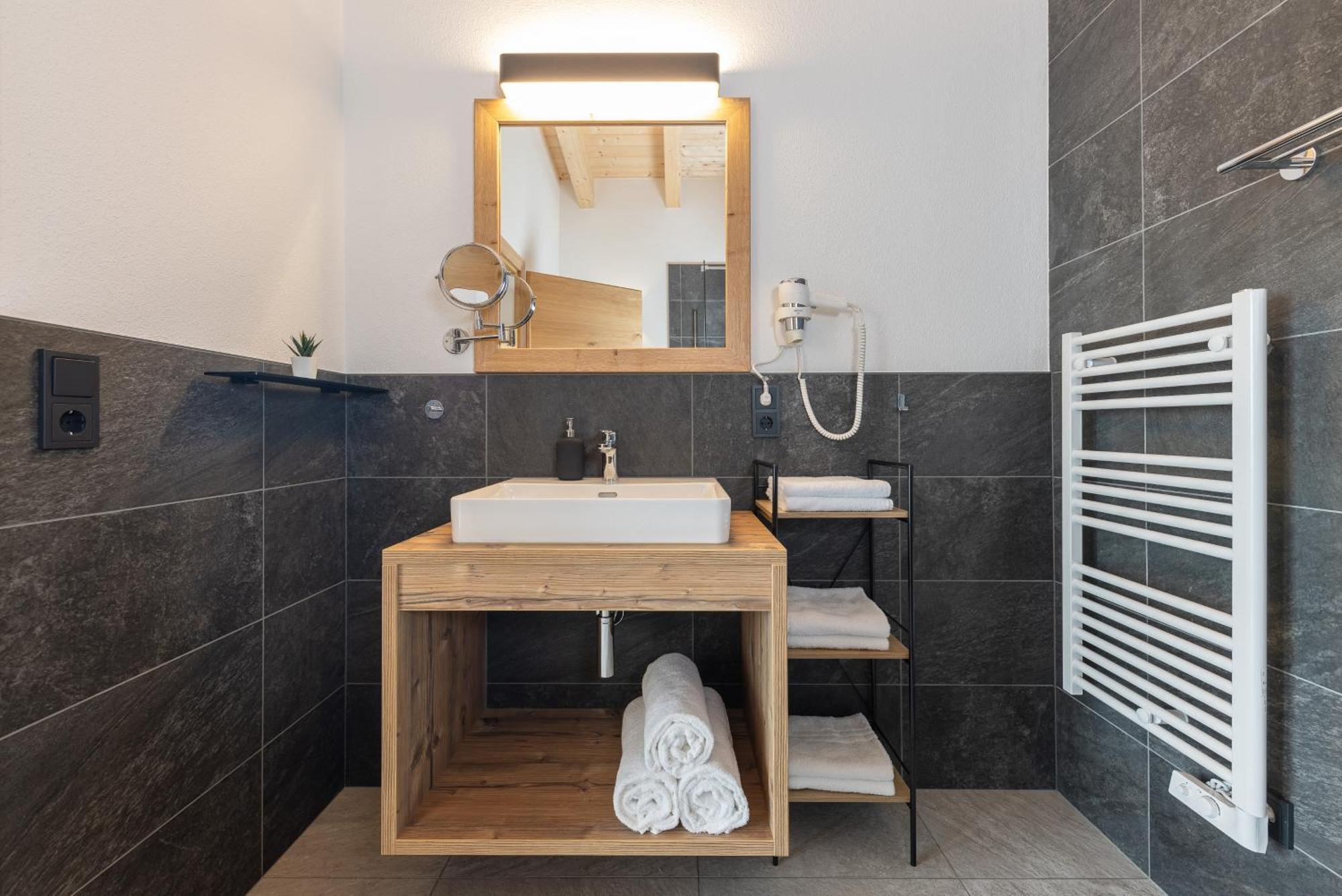 Apartments Am Bichl Fulpmes Ngoại thất bức ảnh