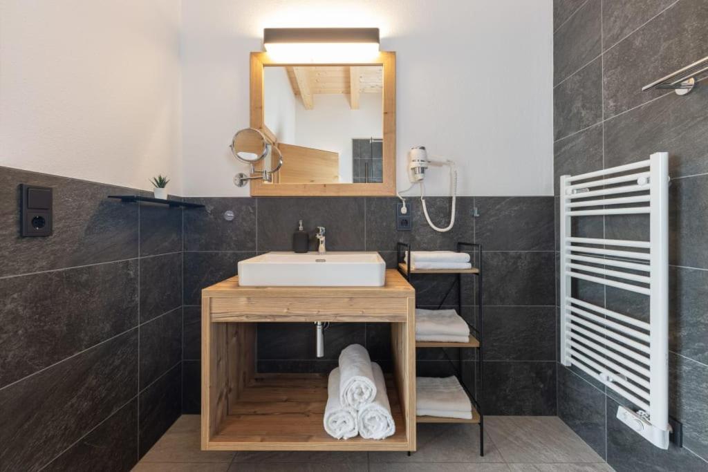 Apartments Am Bichl Fulpmes Ngoại thất bức ảnh